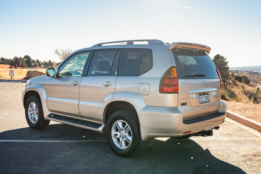 2007 Lexus GX 1st Gen - Image 8 of 31