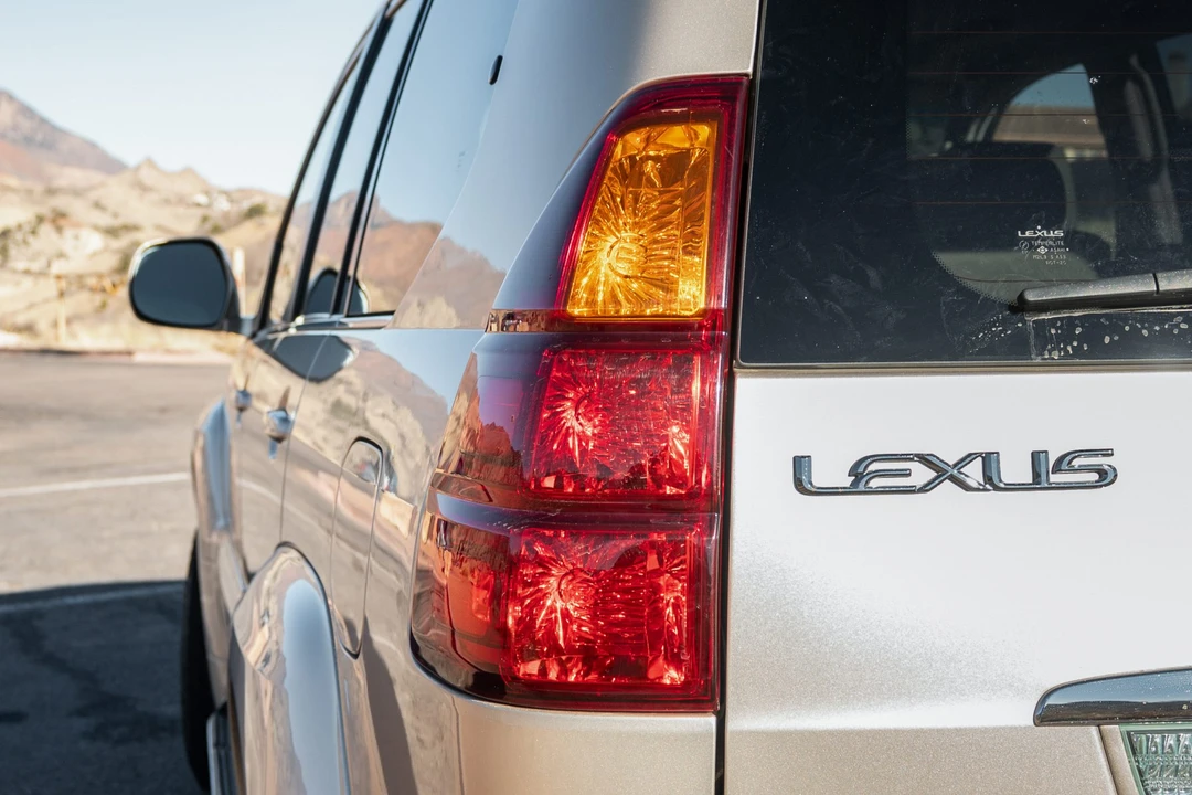 2007 Lexus GX 1st Gen - Image 16 of 31