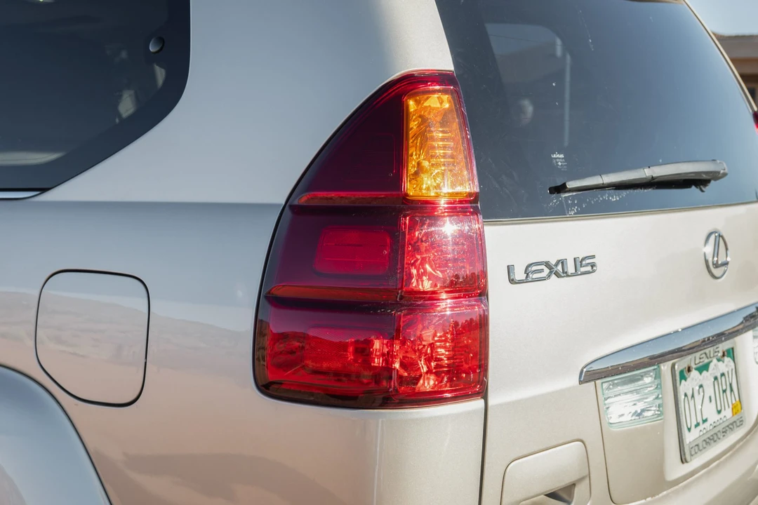 2007 Lexus GX 1st Gen - Image 19 of 31