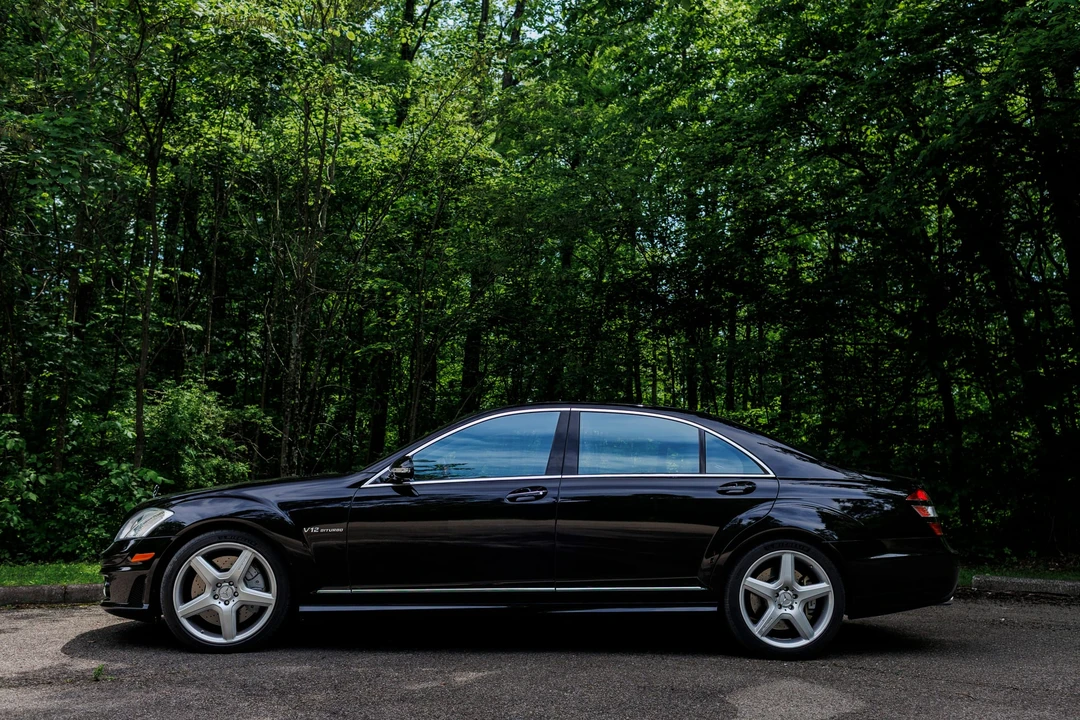 2007 Mercedes-Benz W221 S 63 & S 65 AMG - Image 2 of 31