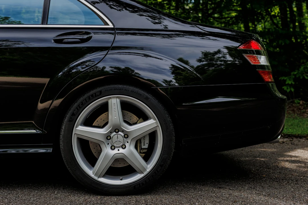 2007 Mercedes-Benz W221 S 63 & S 65 AMG - Image 27 of 31