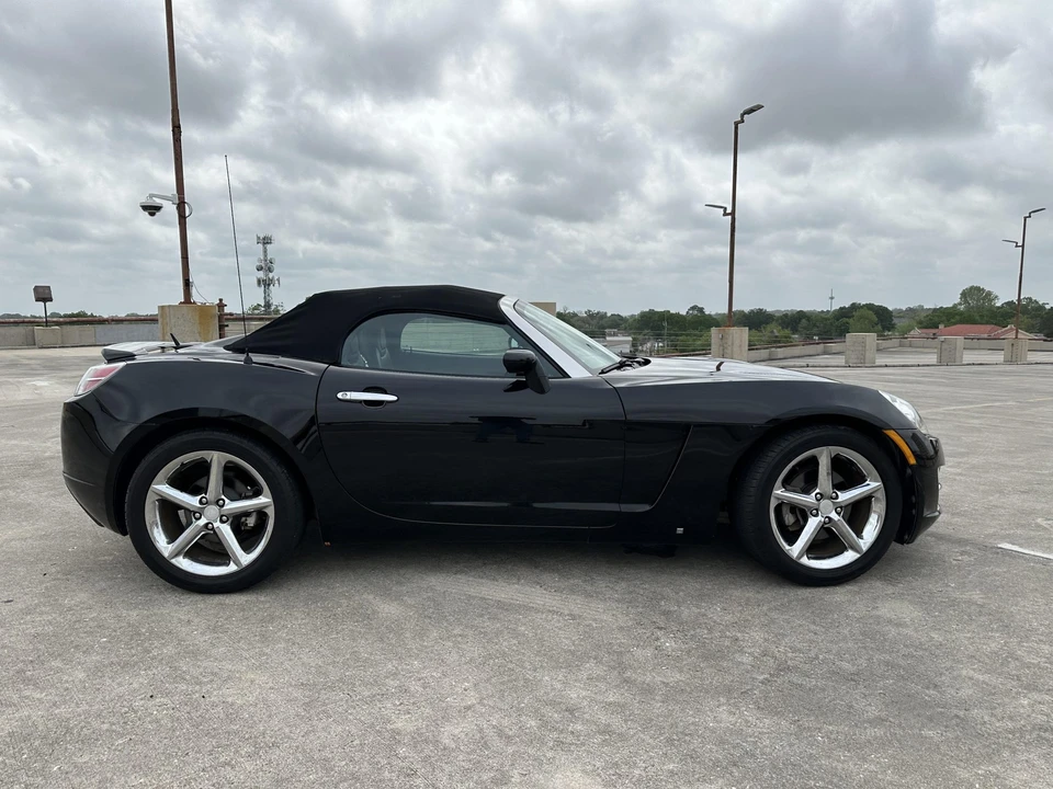 2007 Saturn Sky - Image 28 of 31