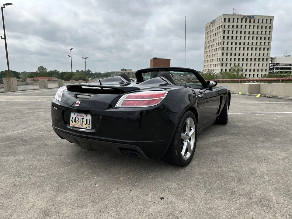 2007 Saturn Sky - Image 10 of 31