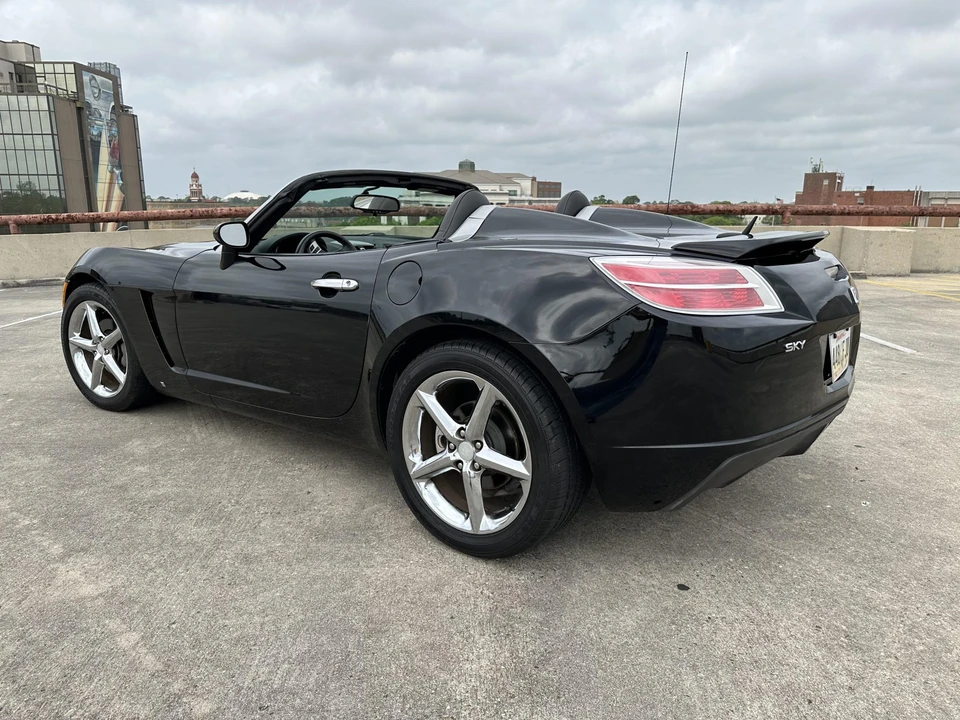 2007 Saturn Sky - Image 6 of 31