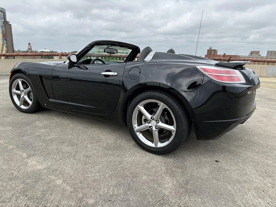 2007 Saturn Sky - Image 5 of 31