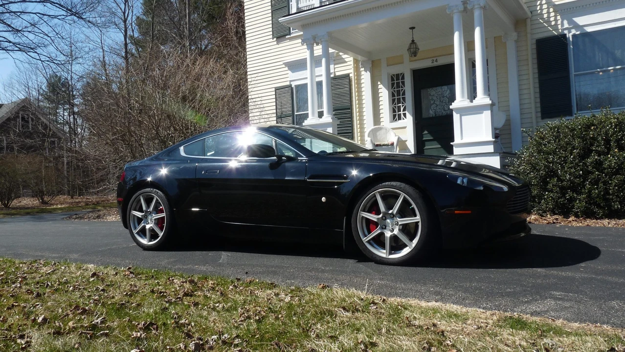 2008 Aston Martin V8 Vantage (2006-2017) - Image 4 of 31