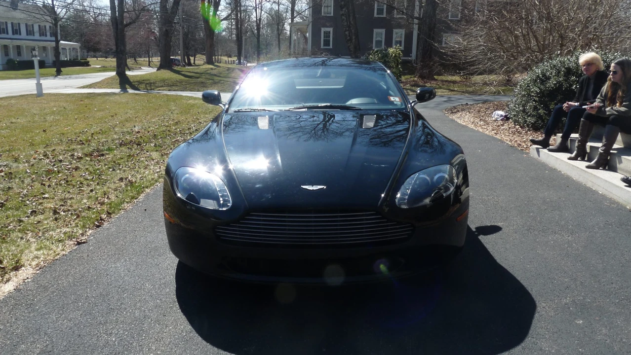 2008 Aston Martin V8 Vantage (2006-2017) - Image 9 of 31