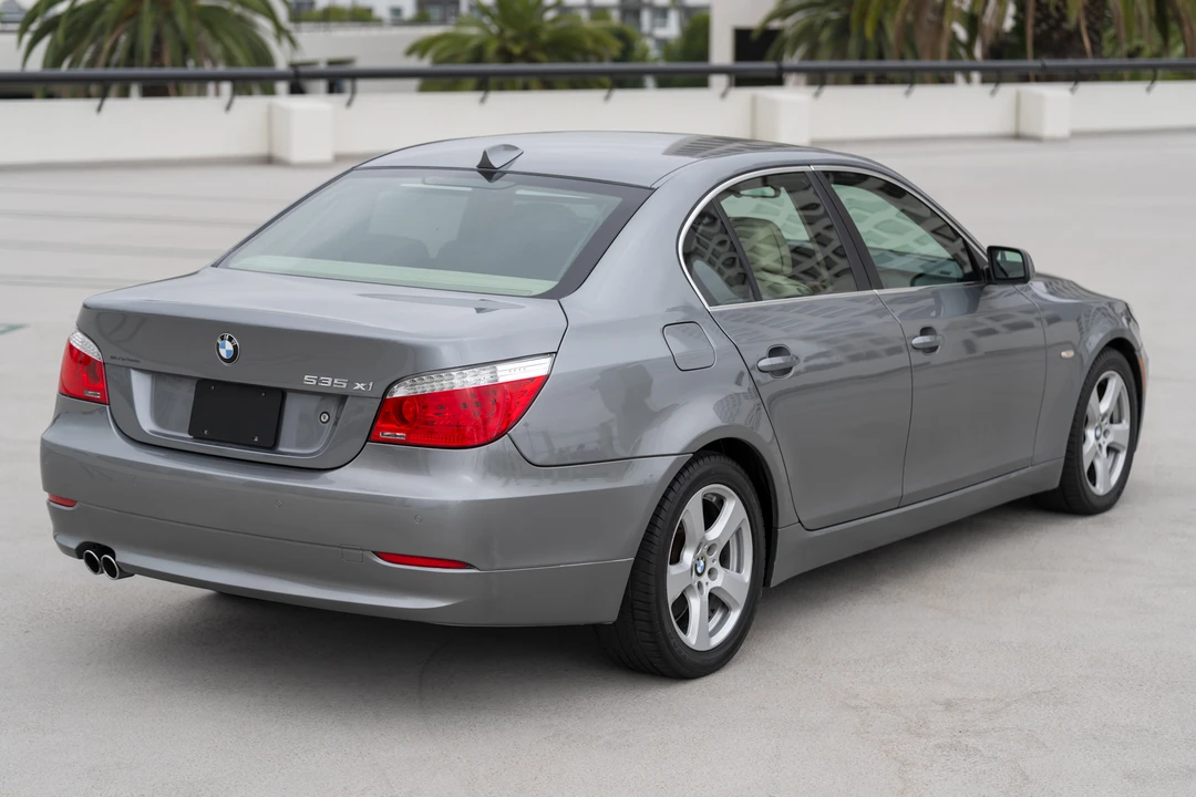 2008 BMW E60 5 Series Sedan - Image 11 of 31