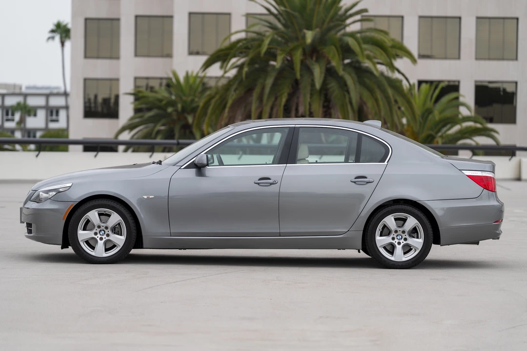 2008 BMW E60 5 Series Sedan - Image 21 of 31