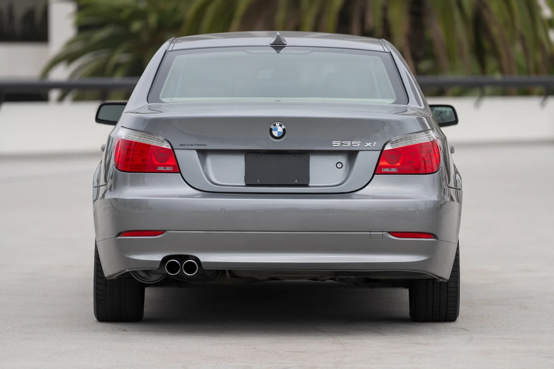 2008 BMW E60 5 Series Sedan - Image 17 of 31