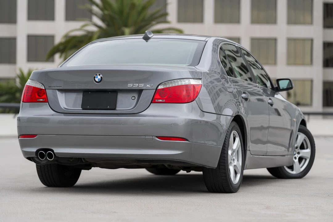 2008 BMW E60 5 Series Sedan - Image 16 of 31