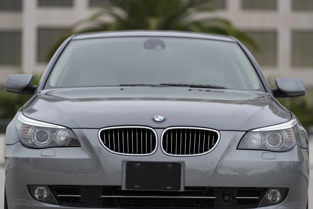 2008 BMW E60 5 Series Sedan - Image 7 of 31