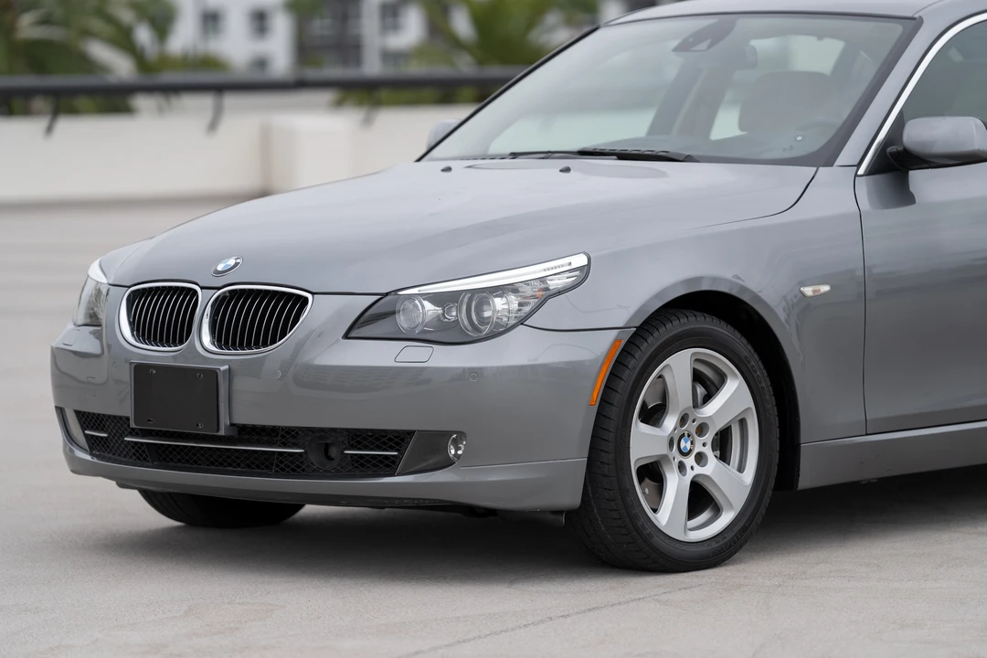 2008 BMW E60 5 Series Sedan - Image 24 of 31