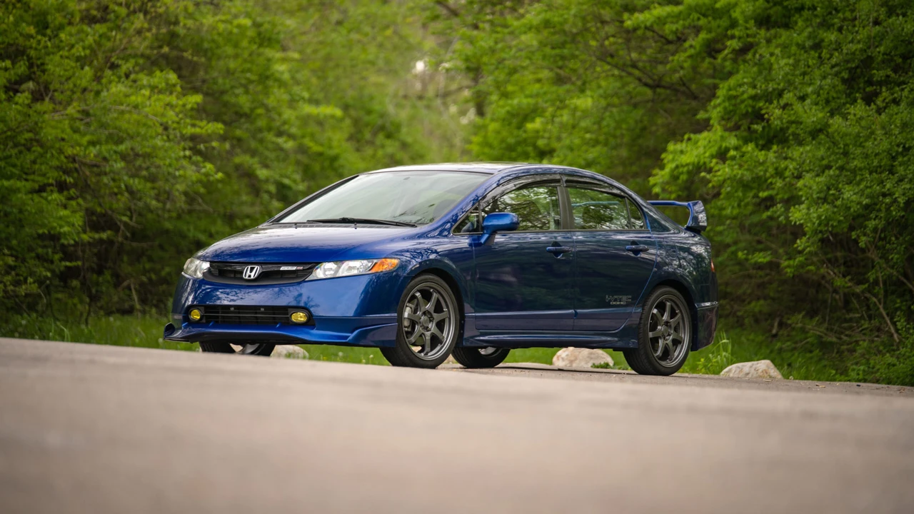 2008 Honda Civic Si 8th Gen - Image 3 of 31