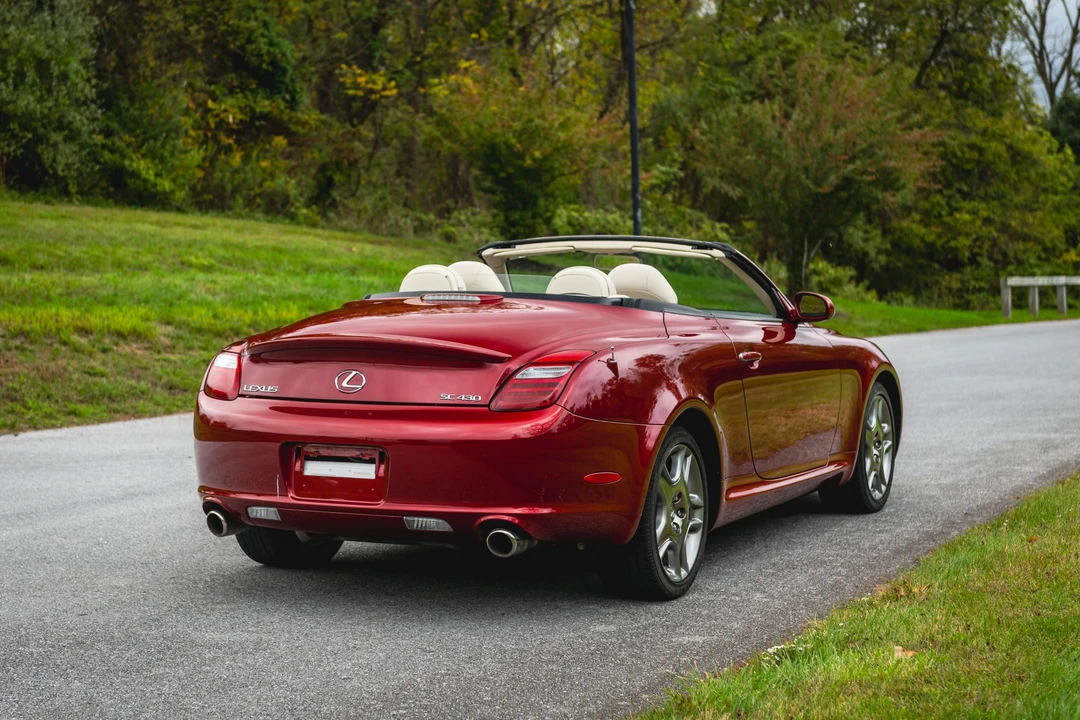 2008 Lexus SC430 - Image 16 of 31