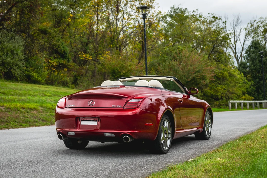 2008 Lexus SC430 - Image 17 of 31