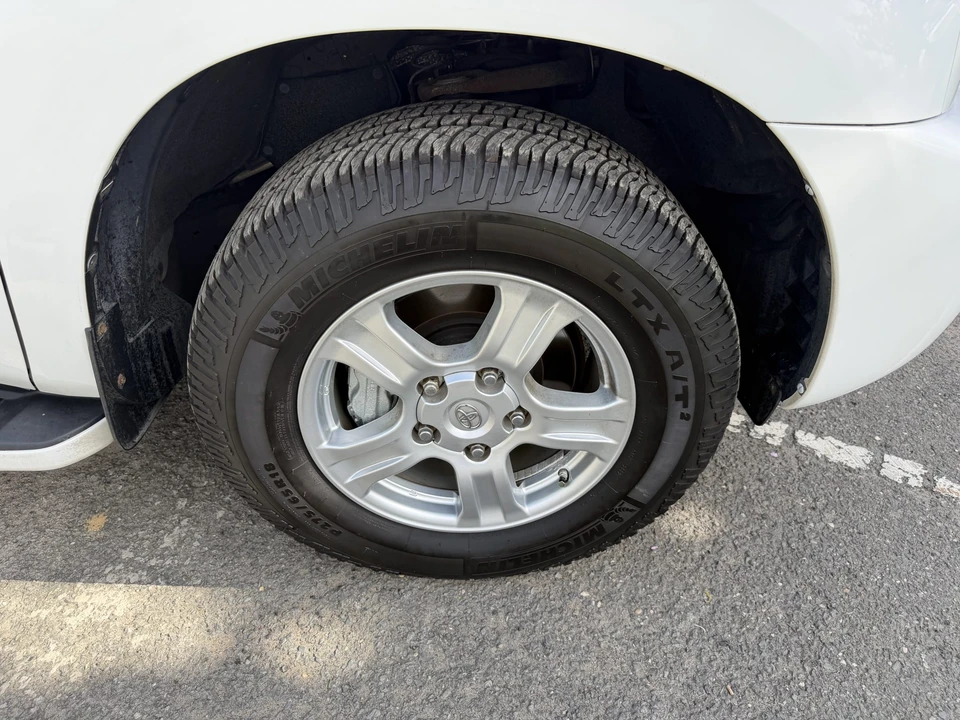 2008 Toyota Sequoia 2nd Gen - Image 26 of 31