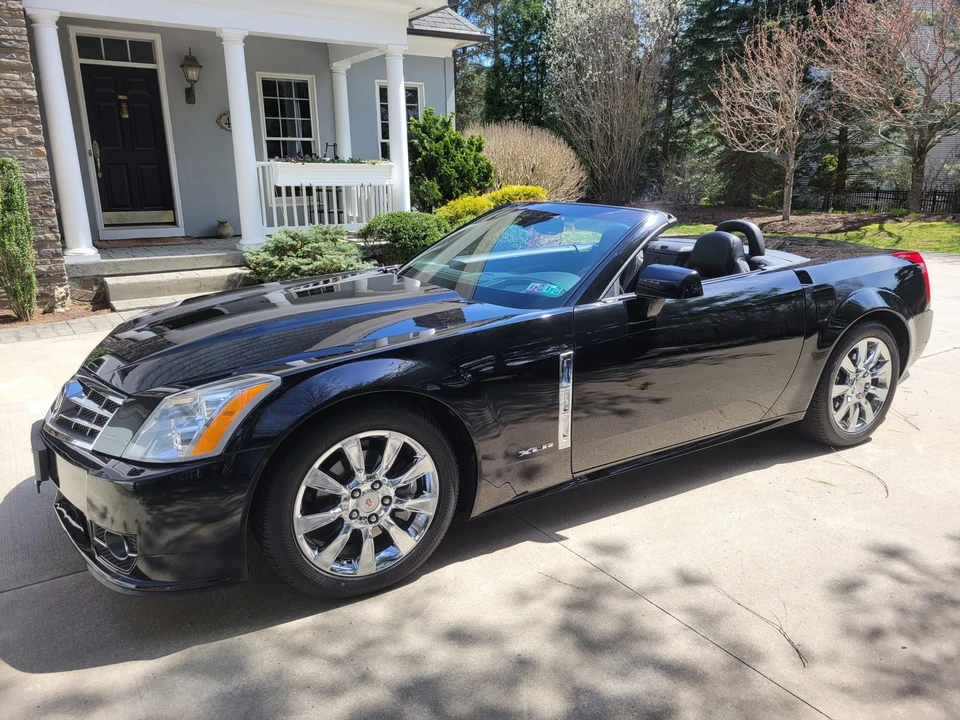 2009 Cadillac XLR - Image 13 of 31