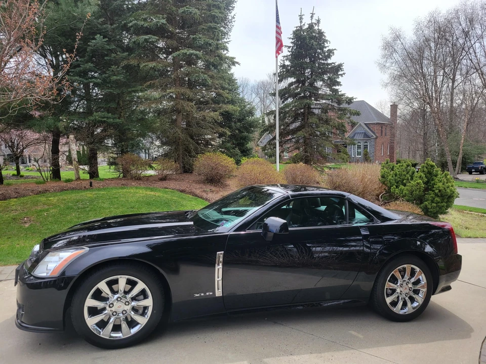 2009 Cadillac XLR - Image 21 of 31