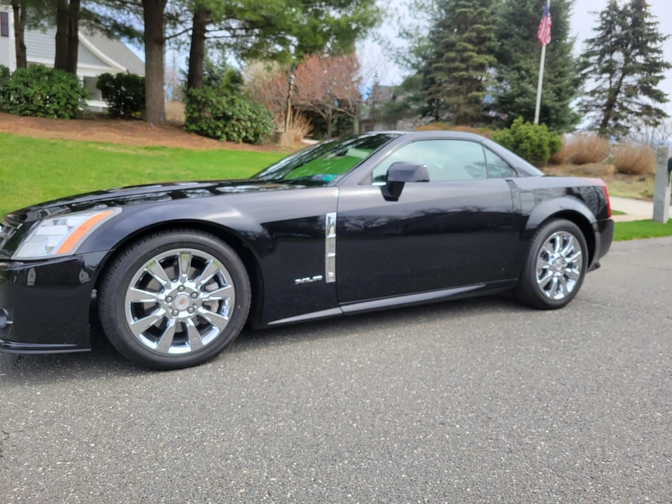 2009 Cadillac XLR - Image 19 of 31