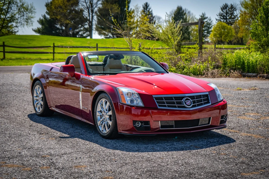2009 Cadillac XLR - Image 17 of 31