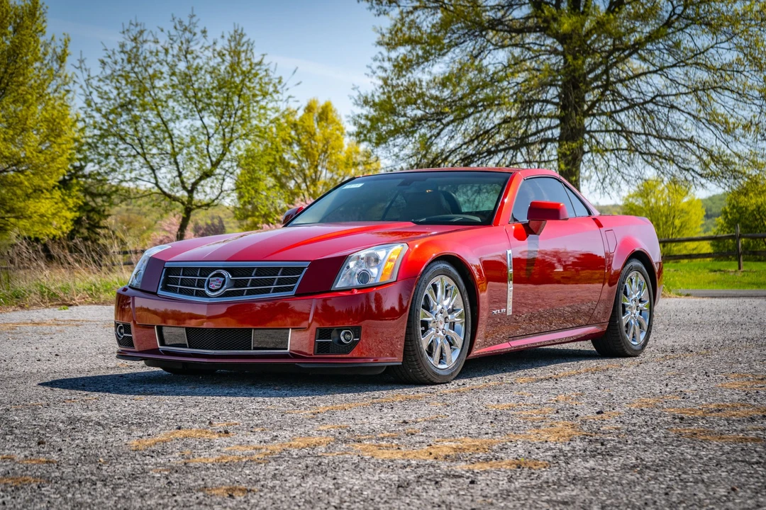 2009 Cadillac XLR - Image 23 of 31