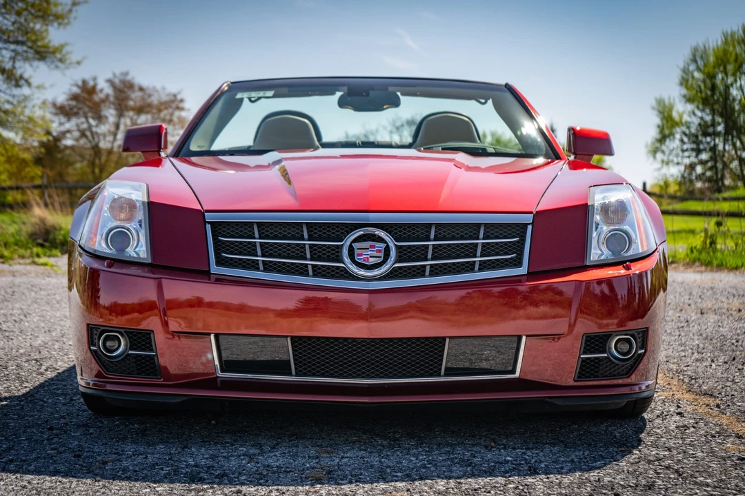 2009 Cadillac XLR - Image 21 of 31