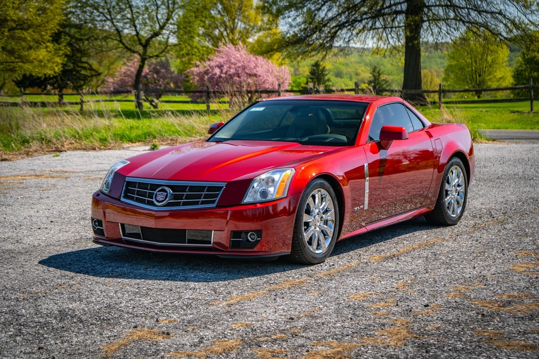 2009 Cadillac XLR - Image 24 of 31