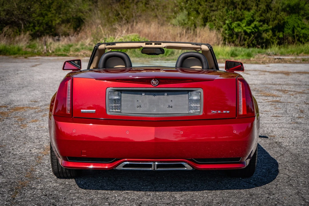 2009 Cadillac XLR - Image 9 of 31