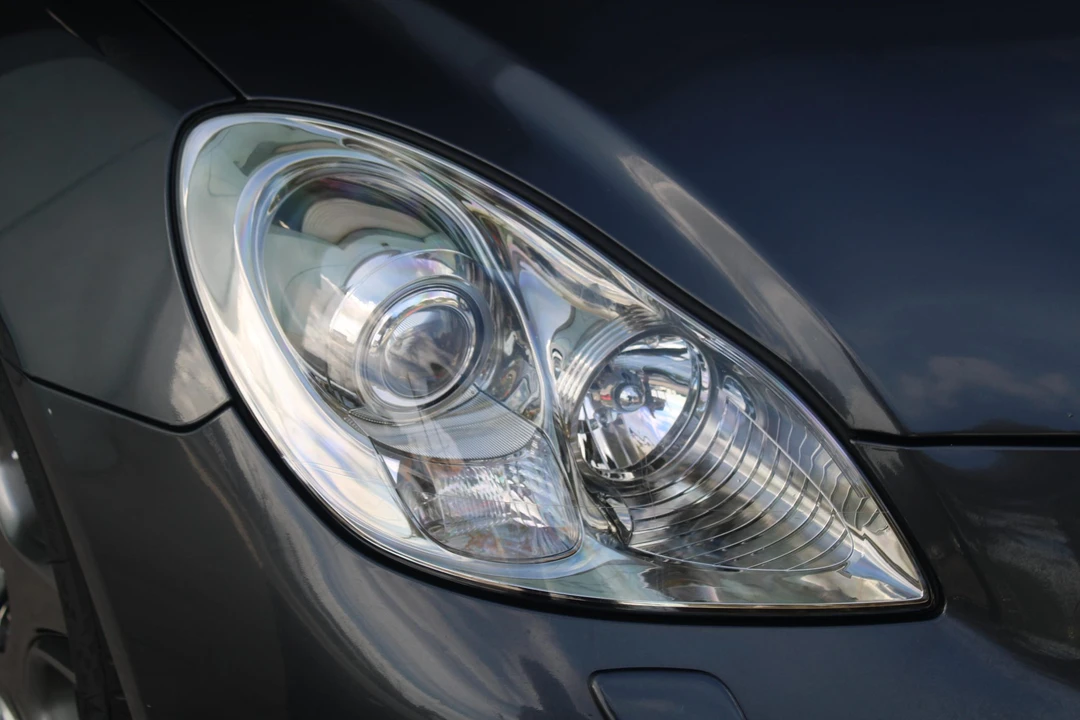 2009 Lexus SC430 - Image 13 of 31