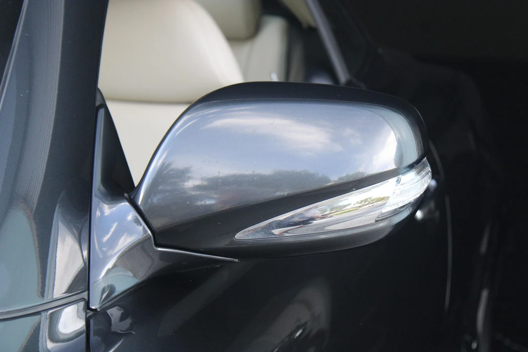 2009 Lexus SC430 - Image 23 of 31