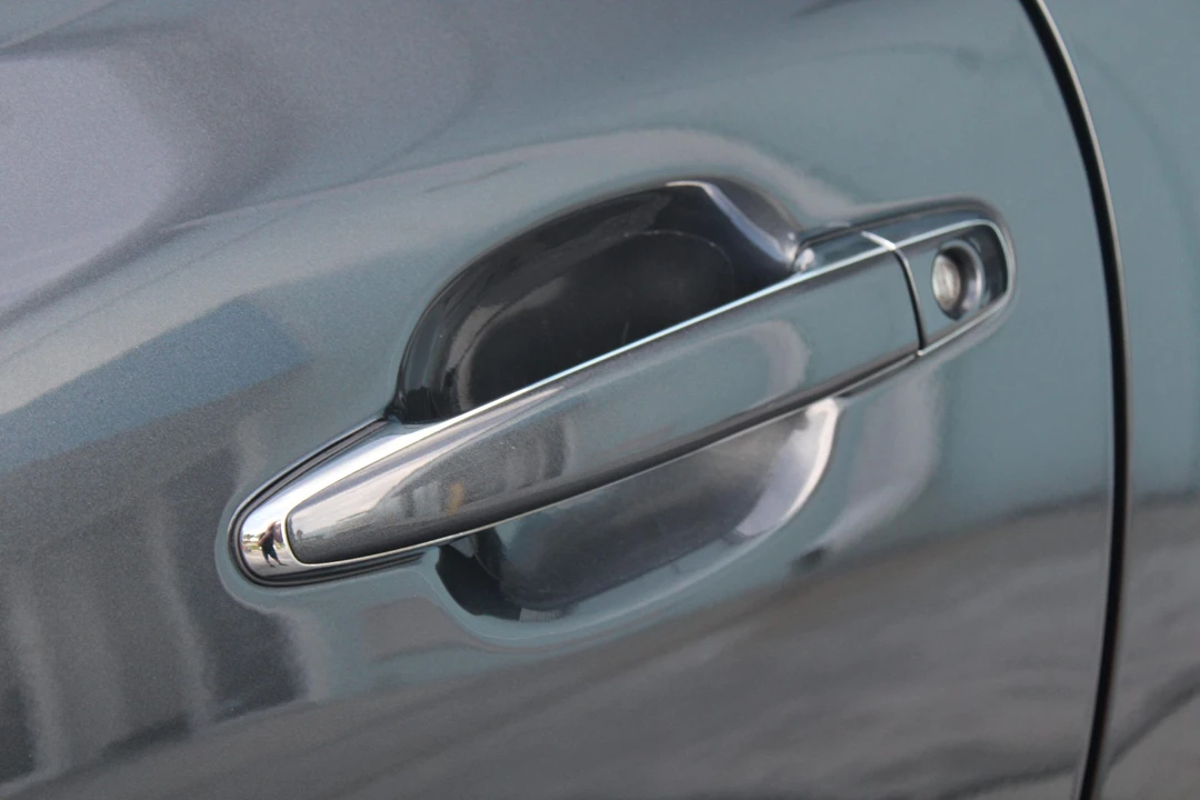 2009 Lexus SC430 - Image 26 of 31