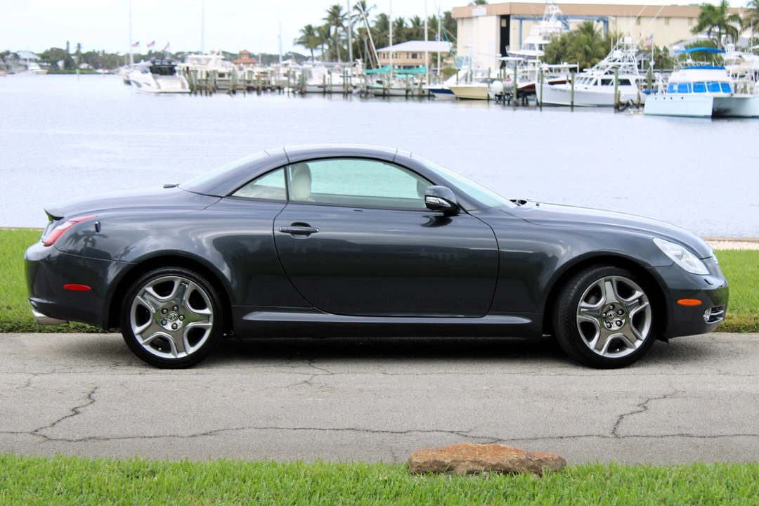 2009 Lexus SC430 - Image 11 of 31