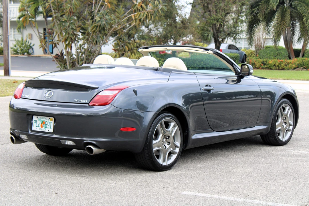 2009 Lexus SC430 - Image 5 of 31