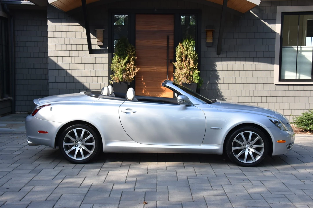 2009 Lexus SC430 - Image 18 of 31
