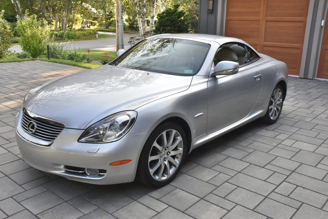 2009 Lexus SC430 - Image 2 of 31