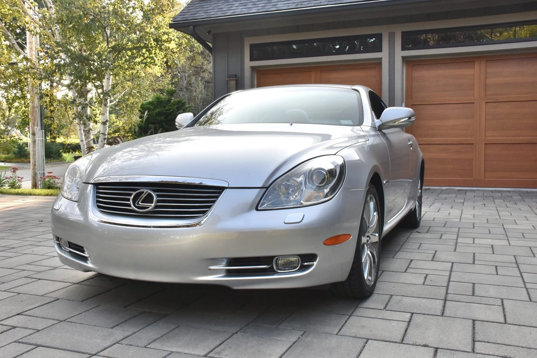 2009 Lexus SC430 - Image 4 of 31