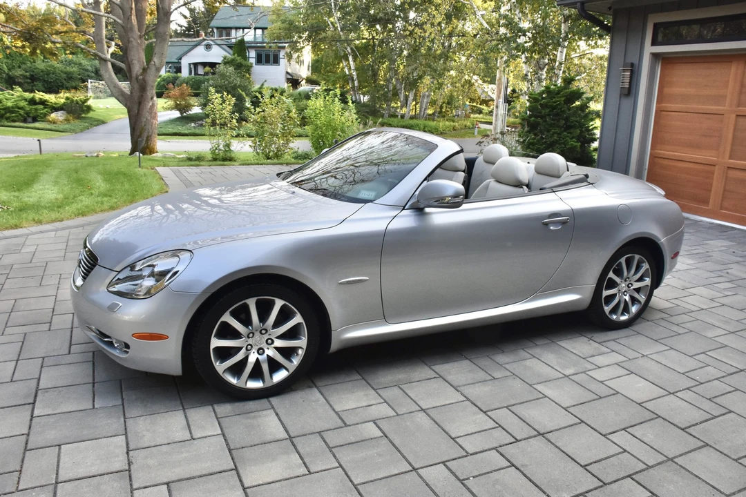2009 Lexus SC430 - Image 9 of 31