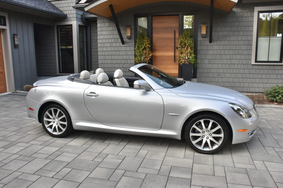 2009 Lexus SC430 - Image 16 of 31