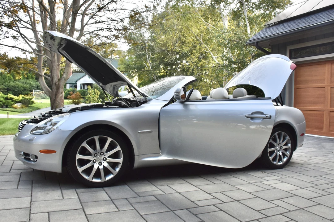 2009 Lexus SC430 - Image 22 of 31