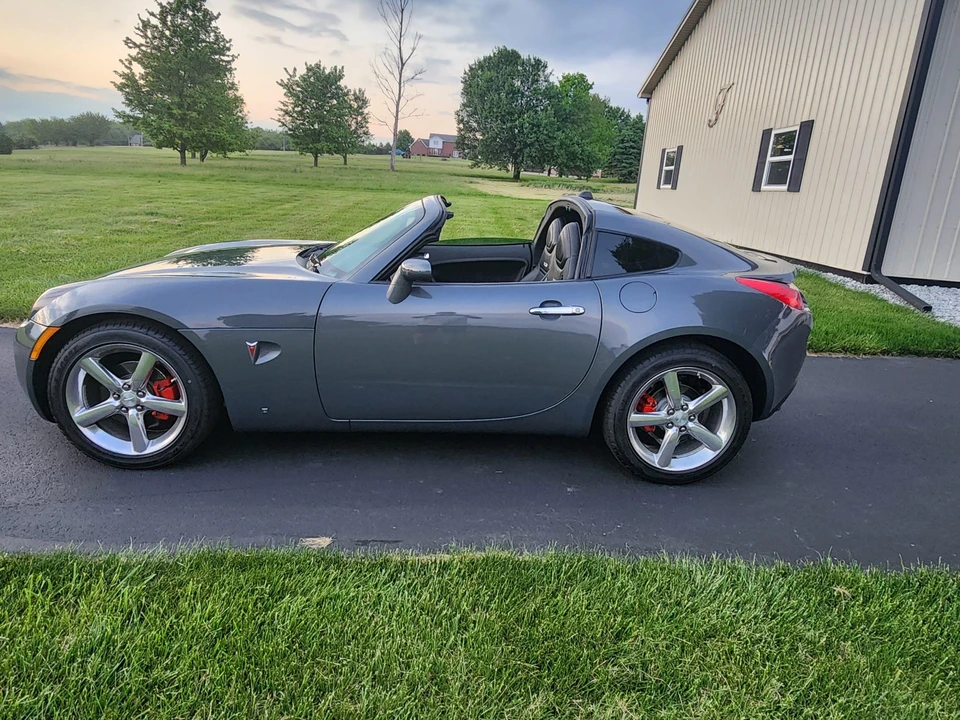 2009 Pontiac Solstice GXP - Image 4 of 31