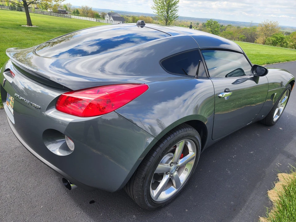 2009 Pontiac Solstice GXP - Image 19 of 31