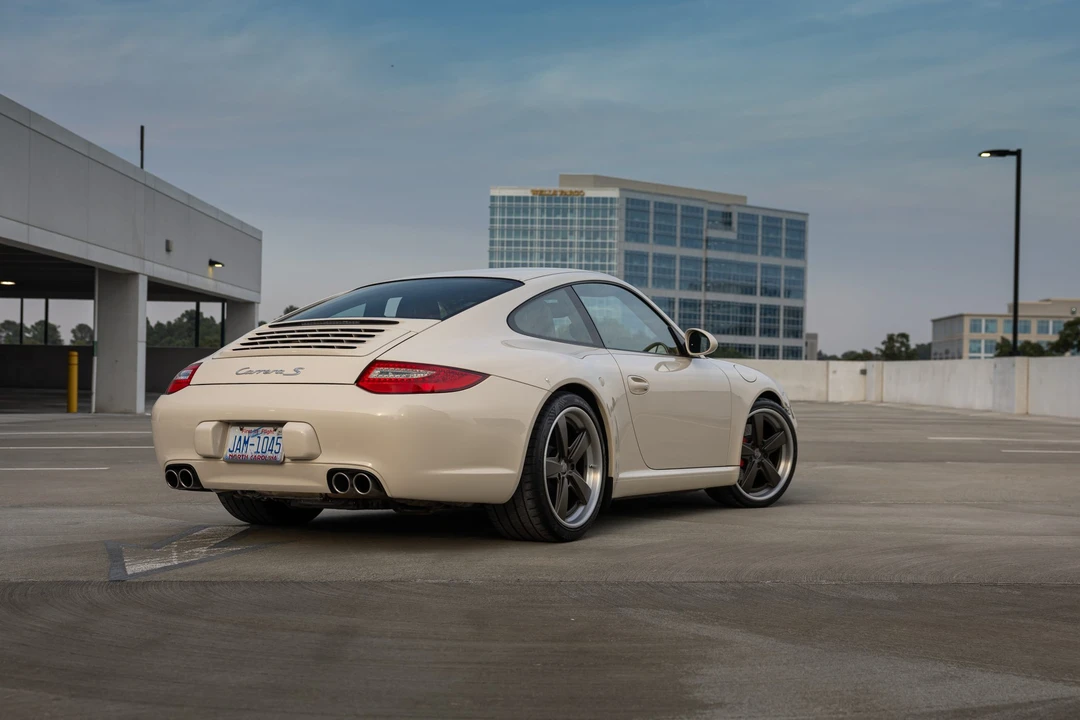 2009 Porsche 997 Carrera S - Image 9 of 31
