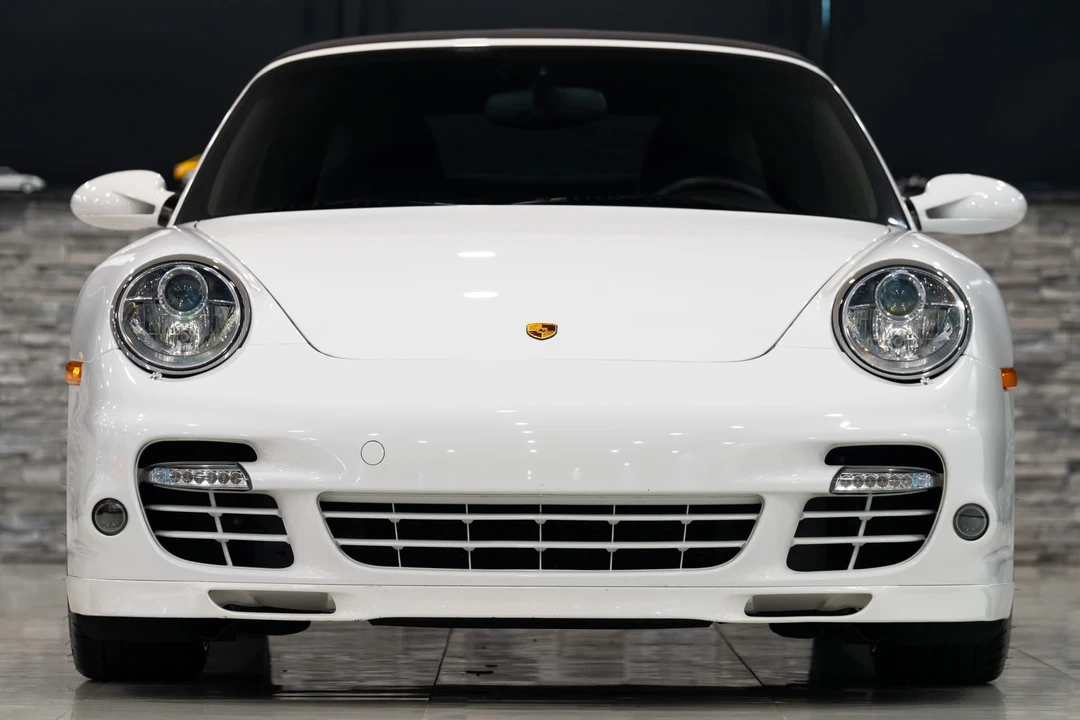 2009 Porsche 997 Turbo - Image 15 of 31