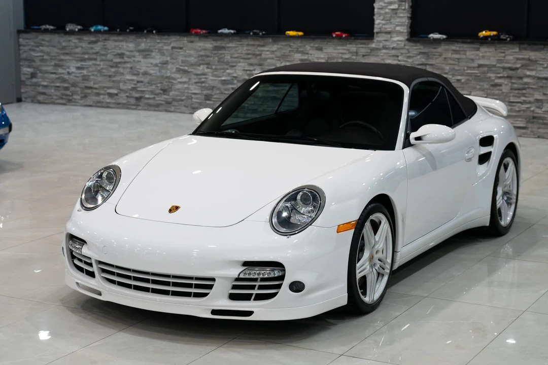 2009 Porsche 997 Turbo - Image 9 of 31