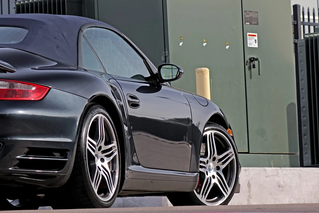2009 Porsche 997 Turbo - Image 24 of 31