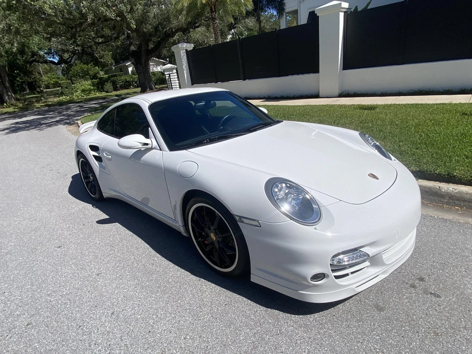 2009 Porsche 997 Turbo - Image 24 of 31