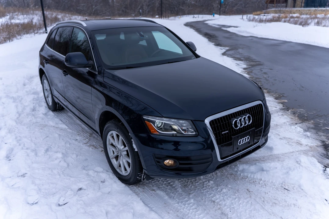 2010 Audi 8R Q5 - Image 2 of 31
