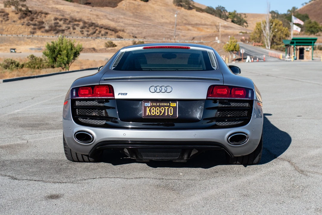 2010 Audi 42 R8 - Image 6 of 31