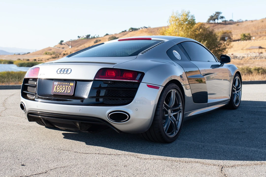 2010 Audi 42 R8 - Image 5 of 31